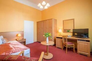 هتل Savoy Spa & Kur