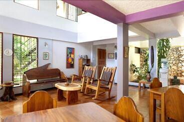 هتل Villa Del Sol