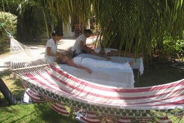 هتل Villa Del Sol