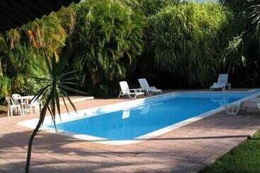 هتل Villa Del Sol