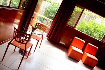 هتل Villa Kitzia Huacho