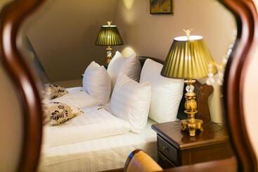 Rubezahl Marienbad Luxury Historical Castle Hotel & Golf Castle Hotel Collection