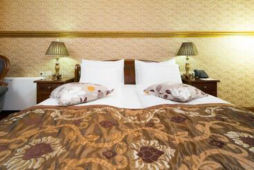 Rubezahl Marienbad Luxury Historical Castle Hotel & Golf Castle Hotel Collection