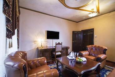 Rubezahl Marienbad Luxury Historical Castle Hotel & Golf Castle Hotel Collection