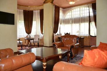 Rubezahl Marienbad Luxury Historical Castle Hotel & Golf Castle Hotel Collection