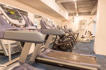 Aun Hotel Conference Centre And Spa