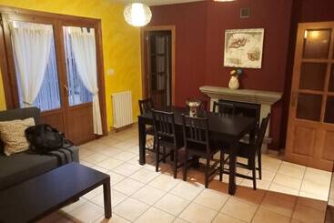 Apartamentos Biescas 3000