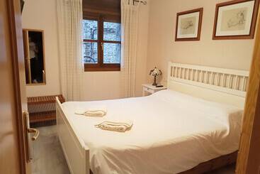 Apartamentos Biescas 3000