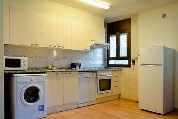 Apartamentos Pantebre 3000