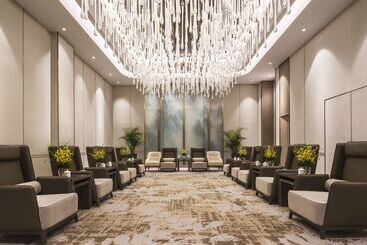 Doubletree By Hilton Hotel Shenzhen Longhua