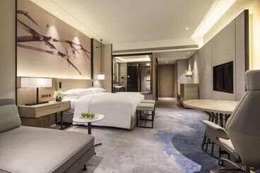 Doubletree By Hilton Hotel Shenzhen Longhua
