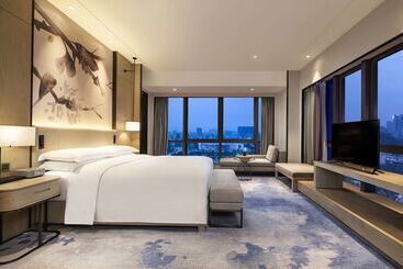 Doubletree By Hilton Hotel Shenzhen Longhua