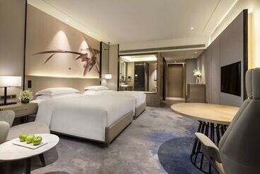 Doubletree By Hilton Hotel Shenzhen Longhua
