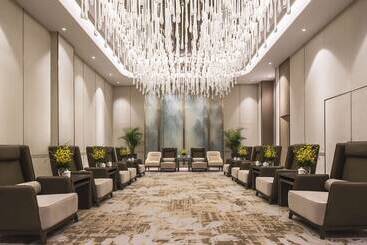 Doubletree By Hilton Hotel Shenzhen Longhua