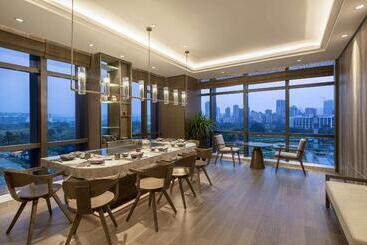 Doubletree By Hilton Hotel Shenzhen Longhua