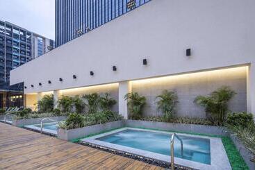 Doubletree By Hilton Hotel Shenzhen Longhua