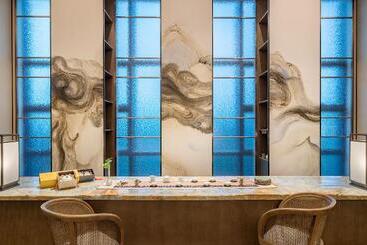Doubletree By Hilton Hotel Shenzhen Longhua