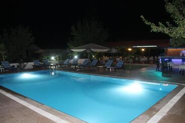 Erol Motel