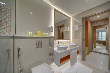 هتل Al Khoory Atrium