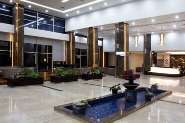 Hotel Best Western Plus Coco Palu