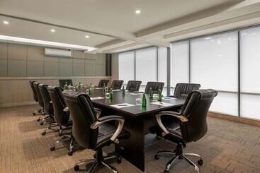 Best Western Plus The Ivywall Hotel   Palawan