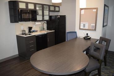هتل Candlewood Suites Nashville Metro Center, An Ihg