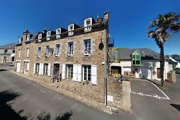فندق Contact Hôtel   Hôtel Le Lion D Or Lamballe