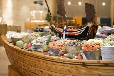 هتل Crowne Plaza Ningbo Xiangshan Sea View By Ihg