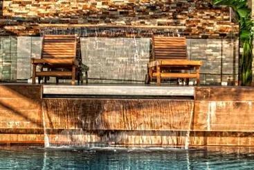Elite Hotel & Spa
