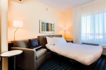 هتل Fairfield Inn & Suites By Marriott Pecos