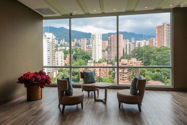 هتل Hampton By Hilton Medellin