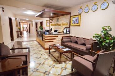 هتل Hillside Plaza