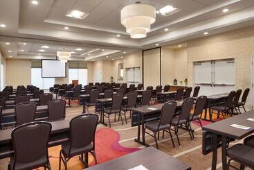 هتل Hilton Garden Inn Medford, Or 