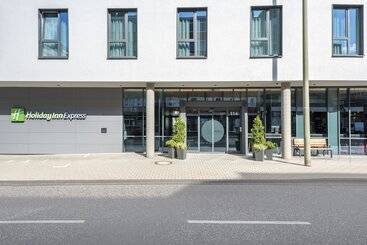 هتل Holiday Inn Express   Siegen, An Ihg