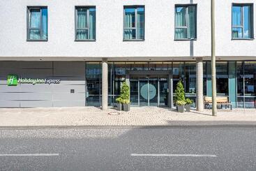 هتل Holiday Inn Express   Siegen, An Ihg