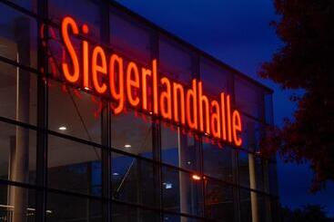 هتل Holiday Inn Express   Siegen, An Ihg