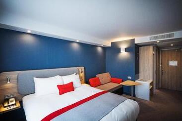 هتل Holiday Inn Express   Stockport, An Ihg