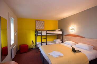 هتل Kyriad Direct Orleans   La Chapelle St Mesmin