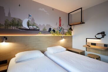 هتل Kyriad Direct Orleans   La Chapelle St Mesmin