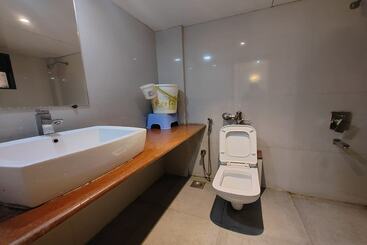 هتل Maharaja Residency