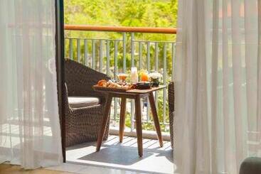 ホテル Movenpick Resort & Spa Jimbaran Bali