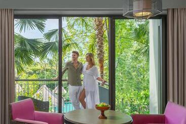 ホテル Movenpick Resort & Spa Jimbaran Bali