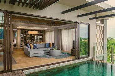 ホテル Movenpick Resort & Spa Jimbaran Bali