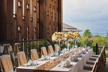 ホテル Movenpick Resort & Spa Jimbaran Bali