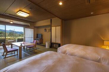 هتل Shimoda Central