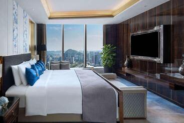 هتل Sofitel Guiyang Hunter