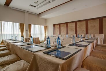 The Concord Hotel & Suites
