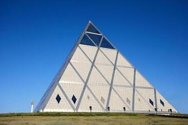 هتل The Ritzcarlton, Astana