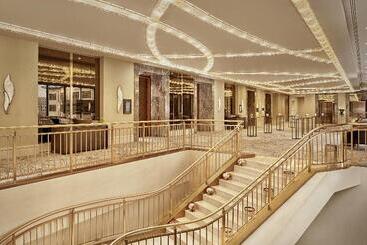 هتل The Ritzcarlton, Astana