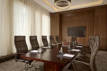 هتل The Ritzcarlton, Astana